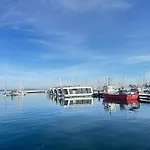 Floating Nr 1 Hébergement de vacances
