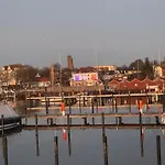 Floating Nr 1 Дом отдыха *