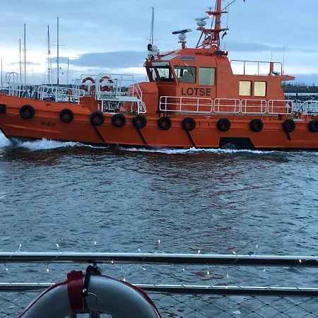 Floating Nr 1 Holiday home