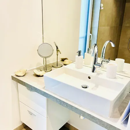 Floating Nr 1 Сasa de vacaciones *