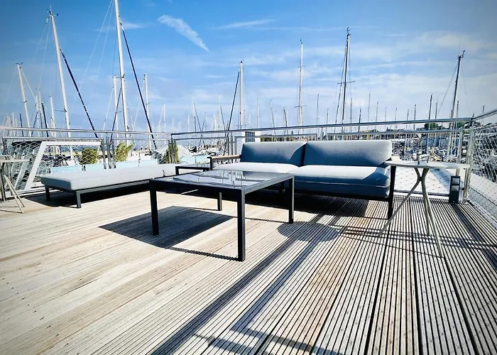 Floating Nr 1 Casa de Férias Laboe