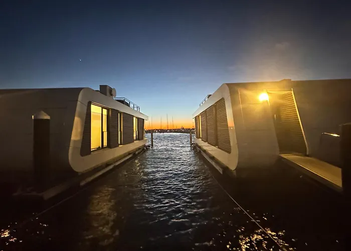 Floating Nr 1 * Laboe