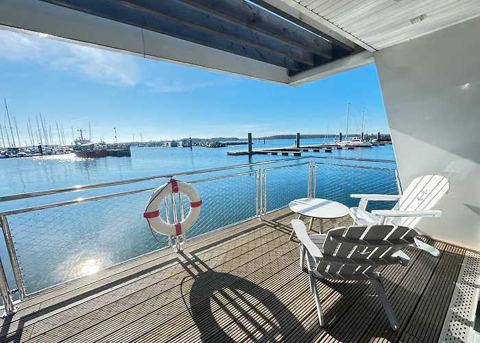 Floating Nr 1 Casa de Férias Laboe