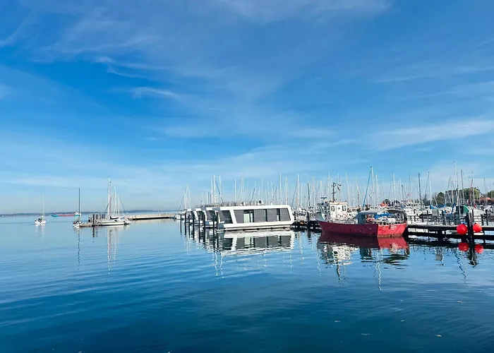 Floating Nr 1 Casa de Férias *