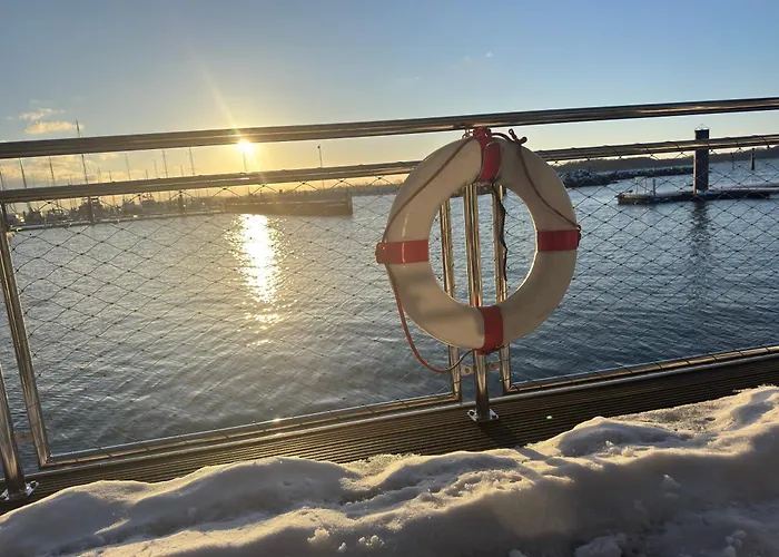 Floating Nr 1 * Laboe